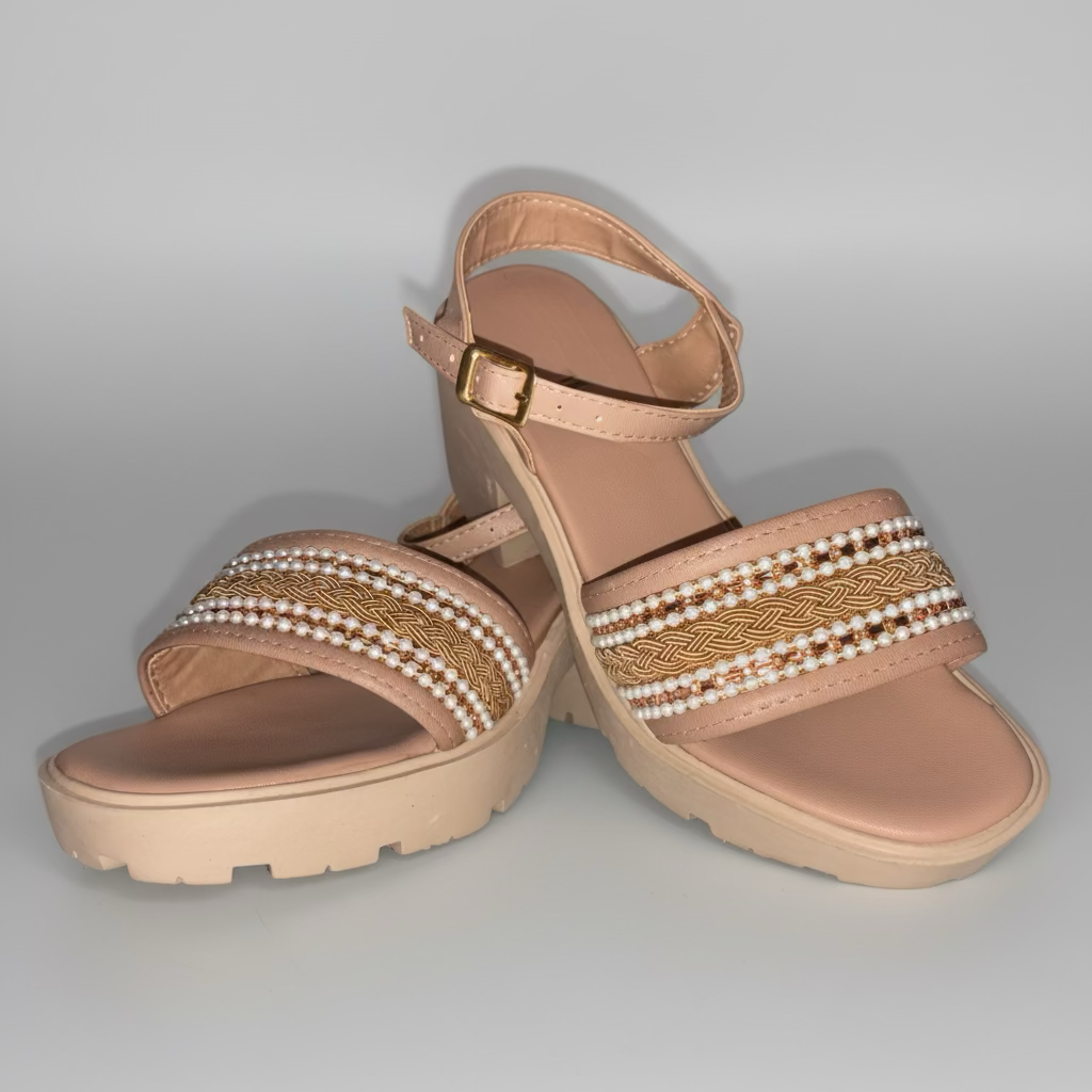 NØIR SÄN Perla del Caribe sandalias plataforma con cuentas de perla y trenza dorada
